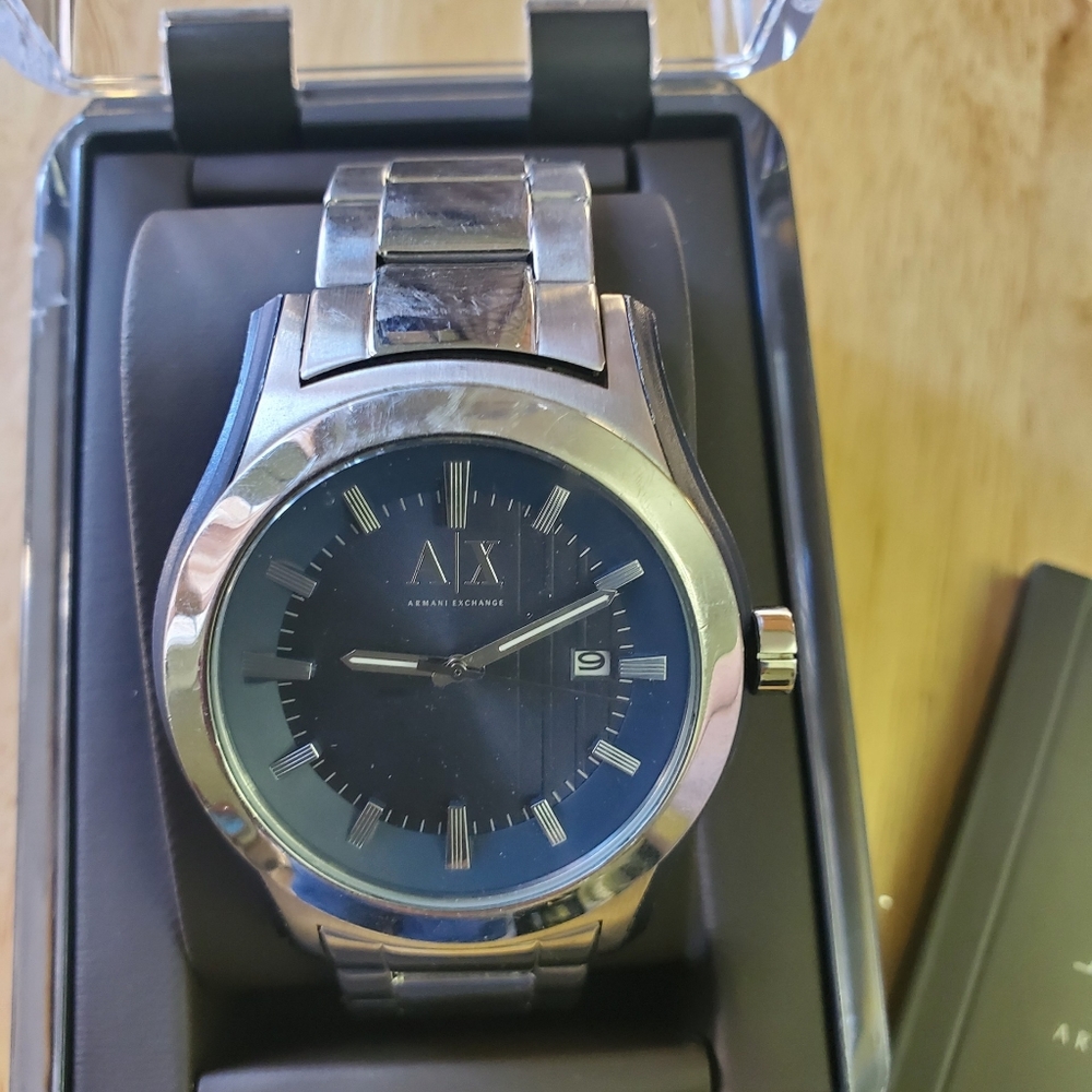 Watch - Picture 3 of 5